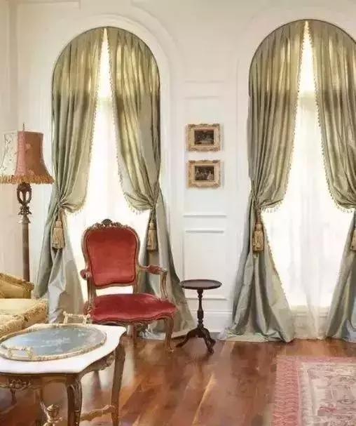 半圆弧窗幔窗帘效果图,别墅窗纱幔头效果图