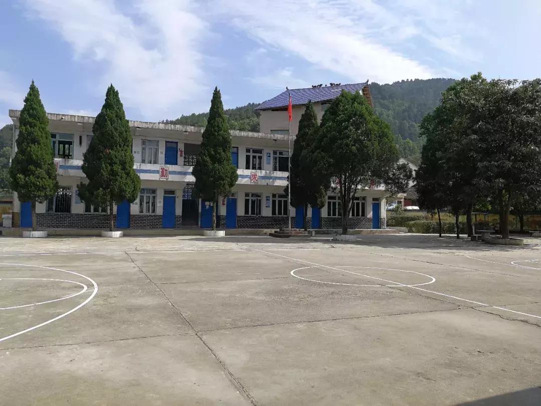 余庆县小学大全,余庆县小学