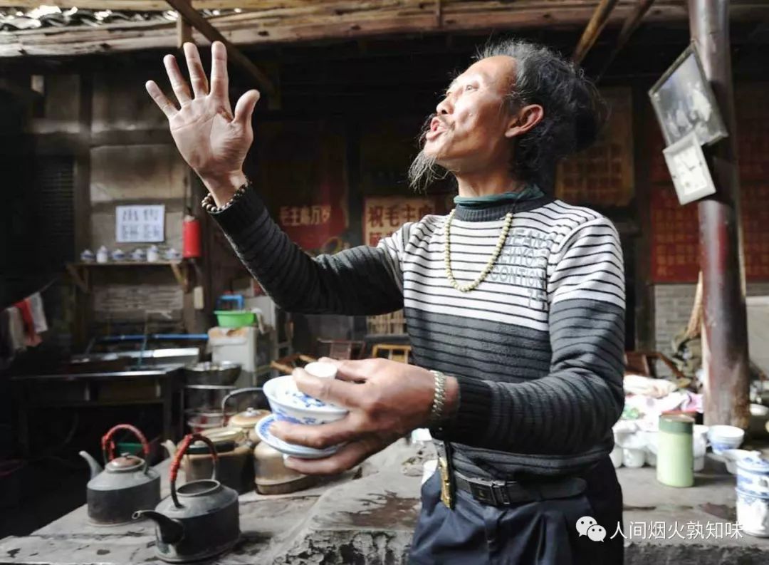 福地绵竹好山好水出好茶，其茶肆遍及城镇乡村，至今为人所称道