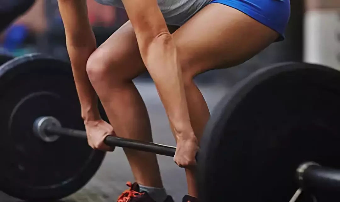 硬拉腰部受伤后恢复训练,硬拉腰受伤多久能恢复锻炼