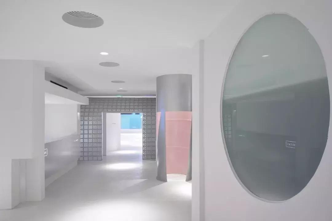 厦门80年代的卷烟厂,他花2年的时间改造,最后的模样惊艳所有人