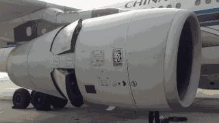 飞机是怎么降落的教学视频,飞机降落原理视频