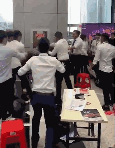 艾滋病无症状期献血可以查出来吗,为什么艾滋病人害怕去献血