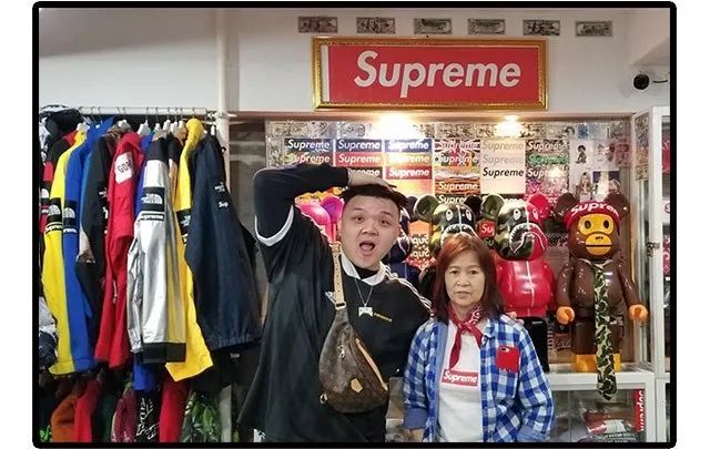 这位大妈是全纽约最狠的Supreme二道贩子