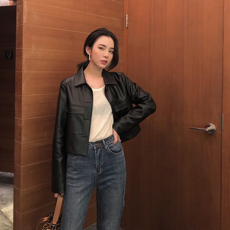 初秋新款修身皮衣穿出去非常酷哦,时髦短款皮衣