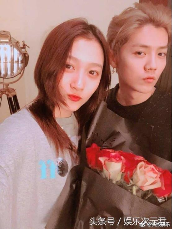 鹿晗关晓彤公布恋情意味着什么,鹿晗关晓彤公开恋情后的照片