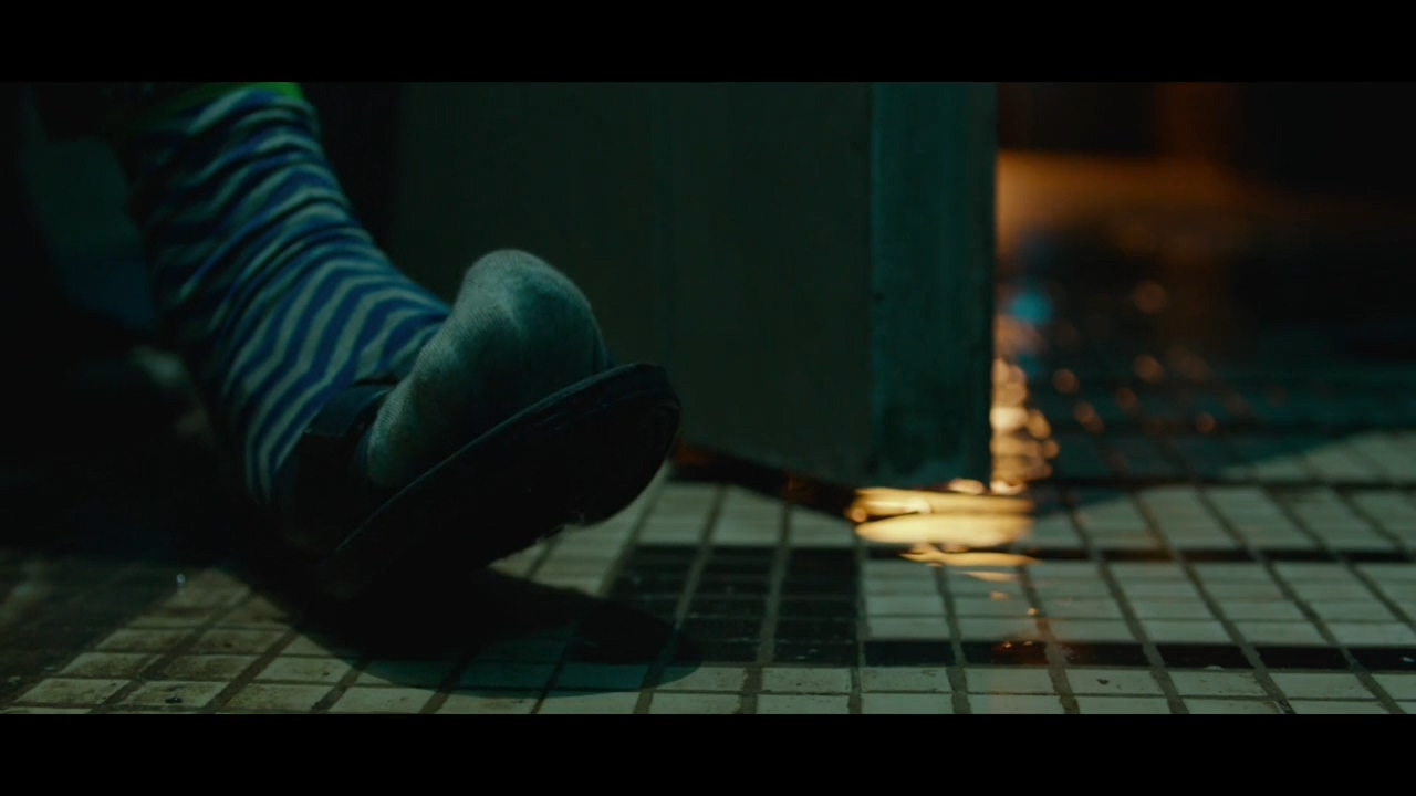 隔壁那人欠了巨额水费，人却失联了：韩国电影无尿点系列