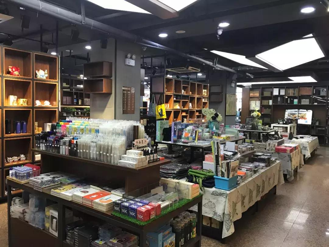 沈阳值得去的书店,沈阳旅游书店有哪些品牌
