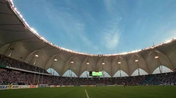 世界十大球场高清照片,世界百佳球场排名