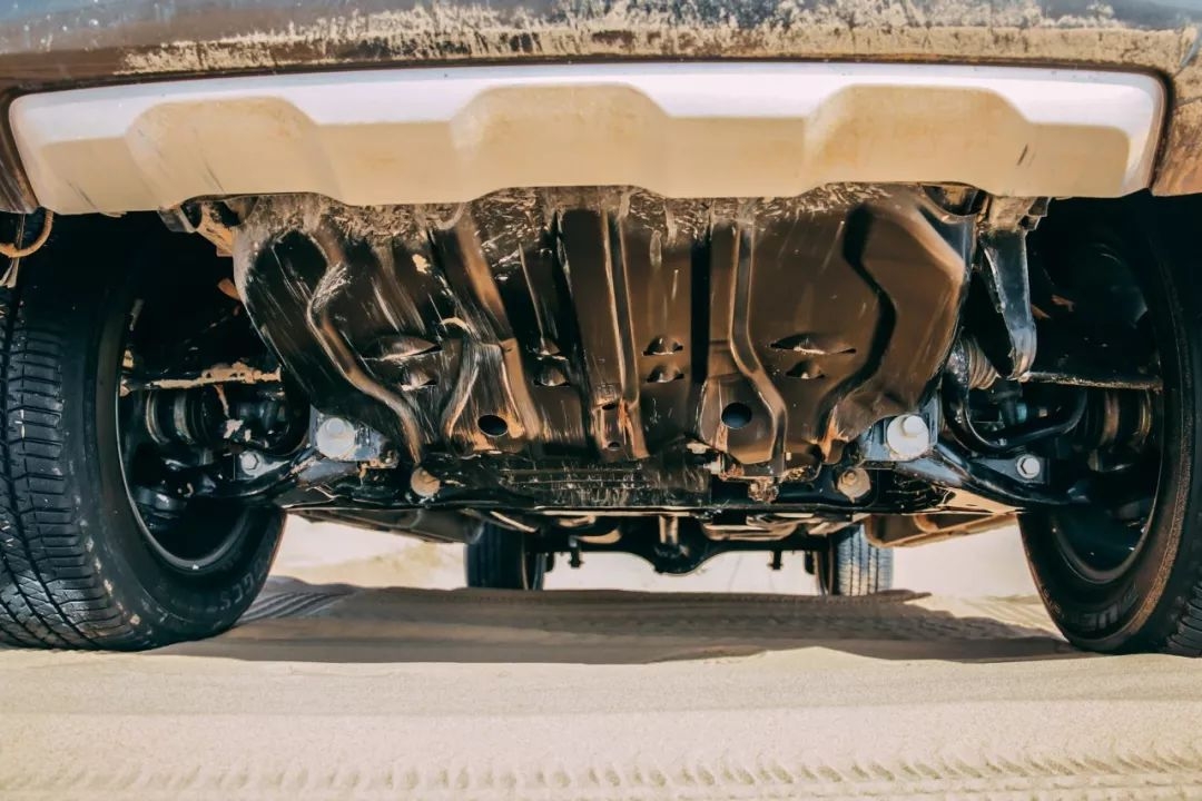 驾驶越野车去无人区的感受,驾驶沙漠越野正版