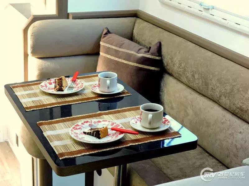 新款丰田皮卡房车,丰田顶级皮卡房车