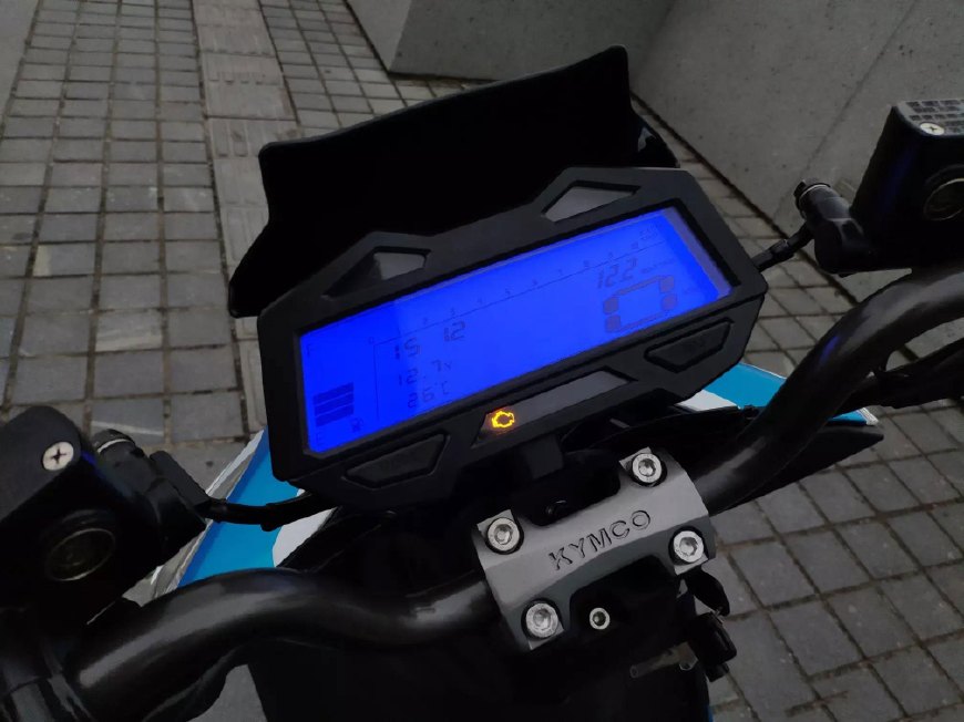 光阳最新降价的250踏板,光阳最新款小踏板