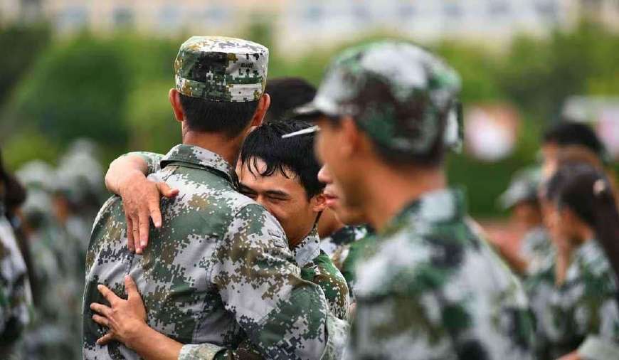 大学毕业高不成低不就的悲哀,大学毕业难