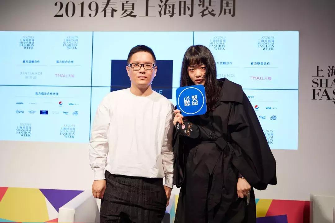 上海时装周看见最美摩登中国风,上海时装周看秀