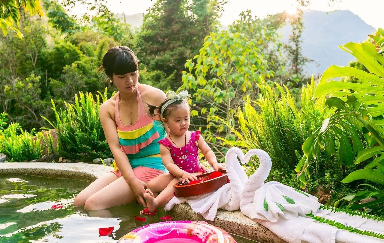 看火山泡温泉：北回归线上四季如春的腾冲特有的温暖