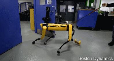 机器人跑酷太空步,机器人跑酷单脚跳上阶梯