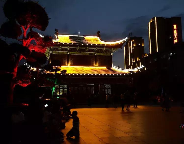 老年人学唱歌课堂,老年人学唱歌的教程