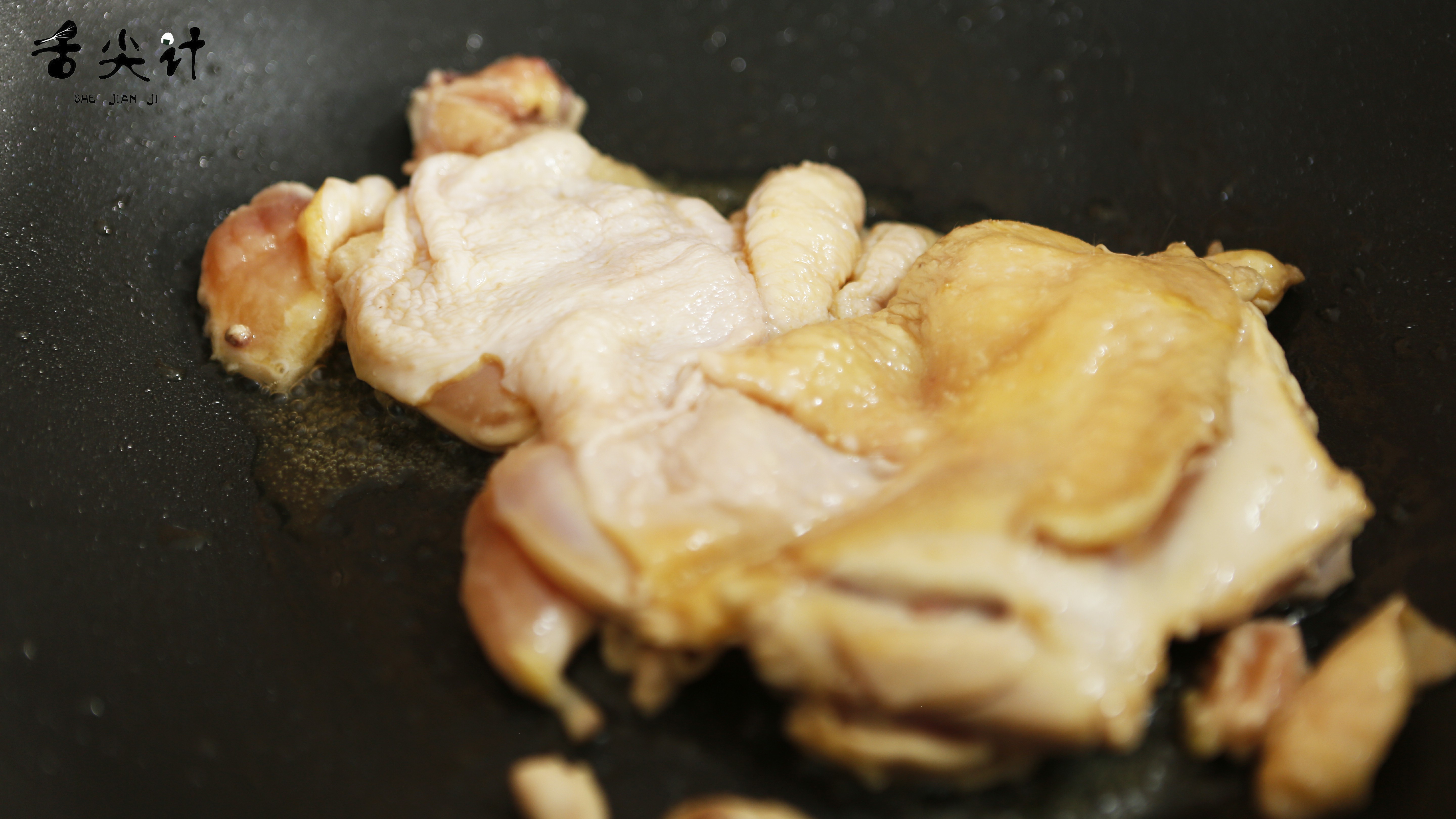 冬天吃火锅可以暖胃吗,冬至吃火锅暖心又暖胃