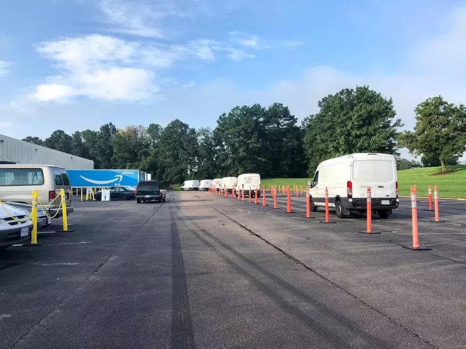 亚马逊快递员真实收入,亚马逊快递公司市值