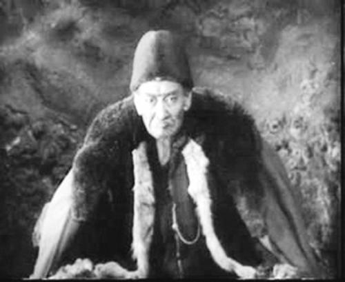 说说解放前的东北匪事，北山好在公主岭嫖妓被下药，因财惨死天桥