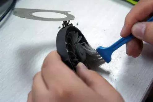 笔记本电脑发热风扇噪音大,苹果笔记本电脑风扇噪音大怎么办