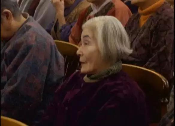 日本一*女妓**站街60年，拉客到74岁，等着一个永远等不到的嫖客