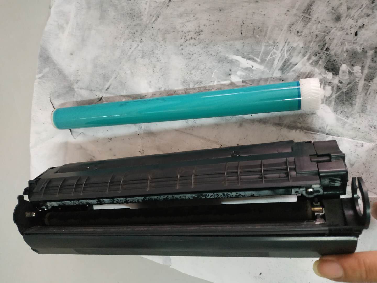 hp激光打印机加碳粉,打印机加碳粉视频教程