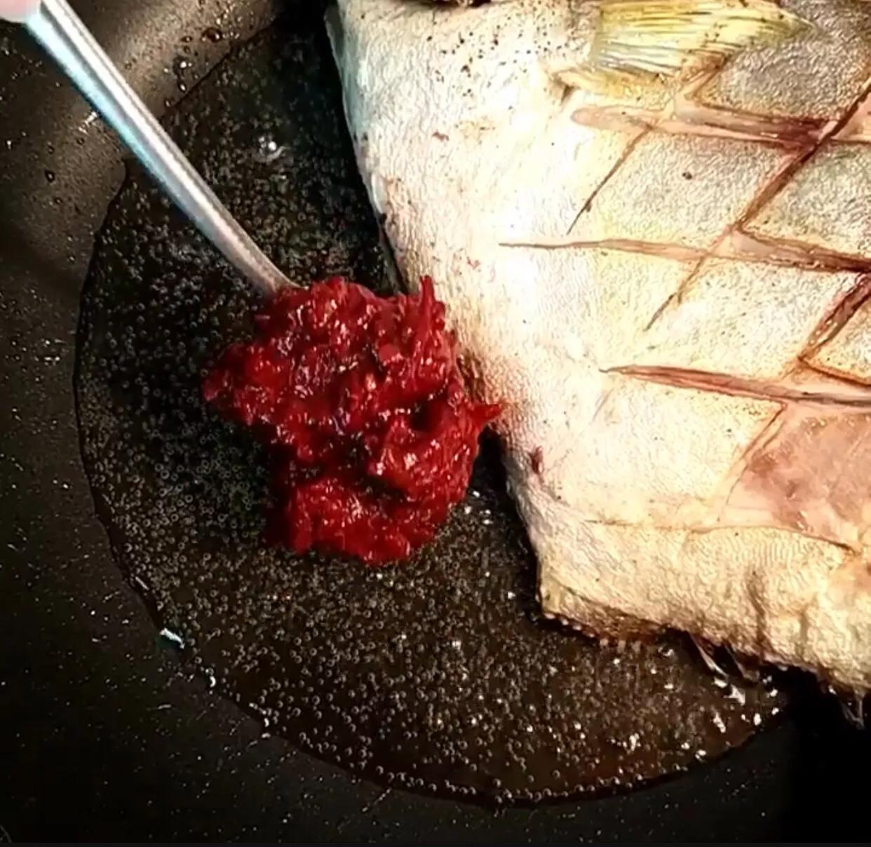 红烧鲳鱼最简单的家常做法,红烧鲳鱼美味可口做法简单易学