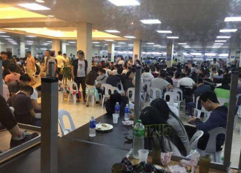 中国赌王在菲律宾致富：哄骗中国壮丁，*诱色**中国男人