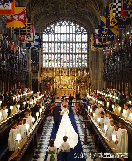 尤金妮大婚王室大合影,英国皇室尤金妮公主照片