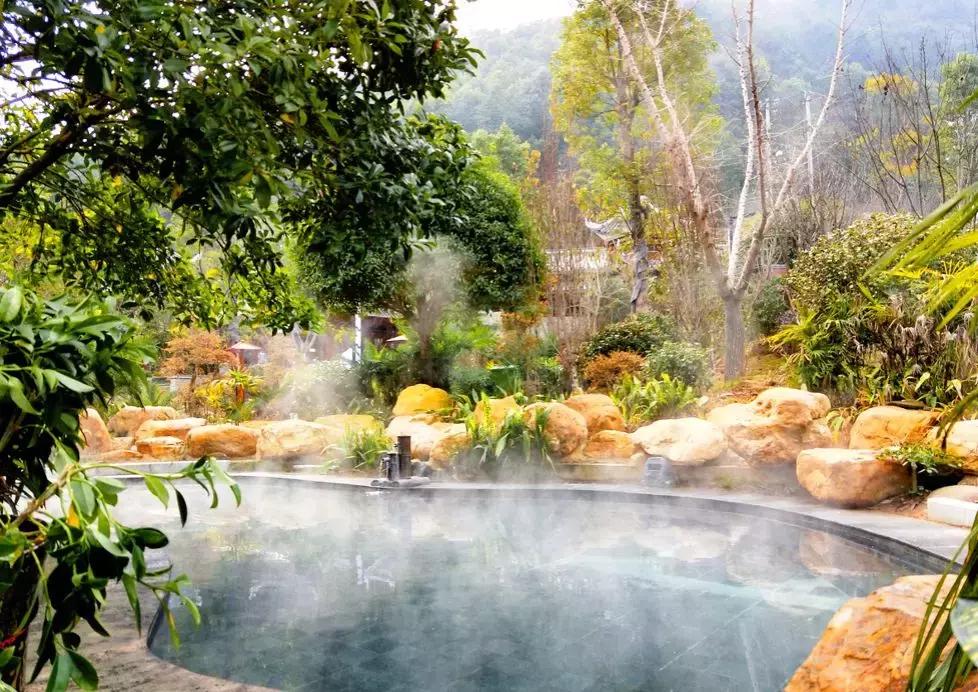南京汤山温泉天气,汤山风景区秋天