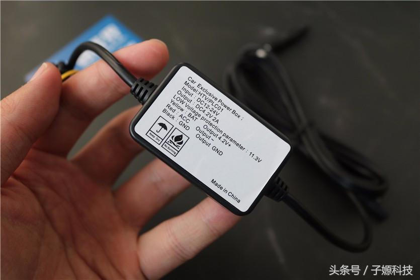 用手机管理爱车一腾讯车联轲轲西里T8行车记录仪