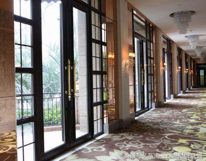 閾濆悎閲戦棬绐楀巶绾辩綉鎬庝箞瀹夎,閾濆悎閲戦棬绐楀瘑灏佹潯瀹夎瑙嗛