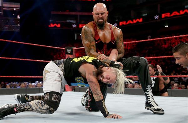 wwe送葬者的几个形象,wwe送葬者打败过谁