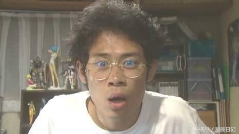 好莱坞翻拍《电车男》？让死宅唱歌跳舞追妹子真绝了