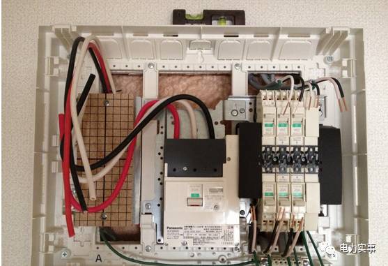 日本家用配电箱安装视频,美国家庭配电箱安装