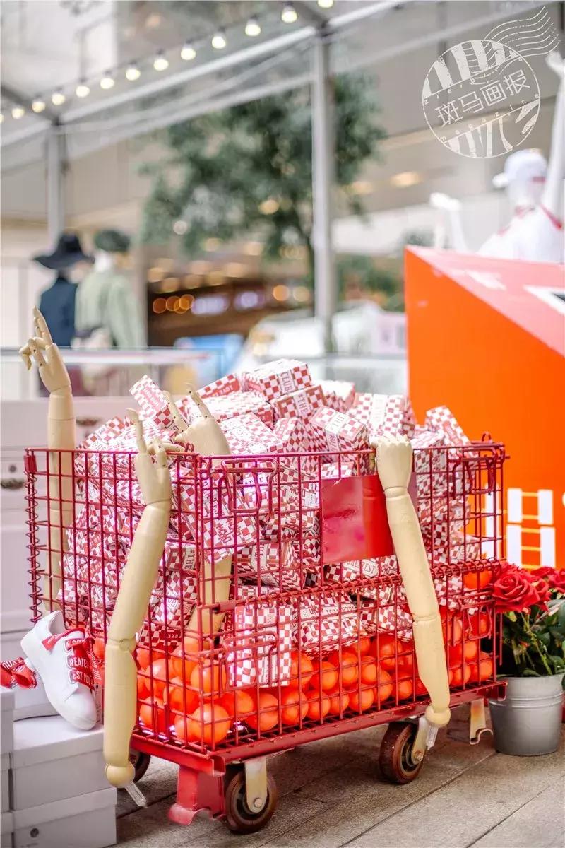 上海时装周潮流大秀,上海时装周快闪视频