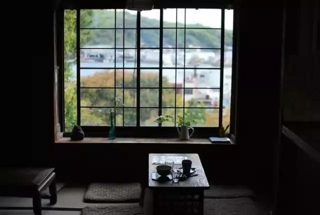 再提起广岛，脑海中不再是那首老歌或是那部黑白的法国电影