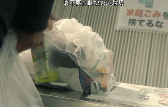 敢这么露骨的，也只有岛国片了