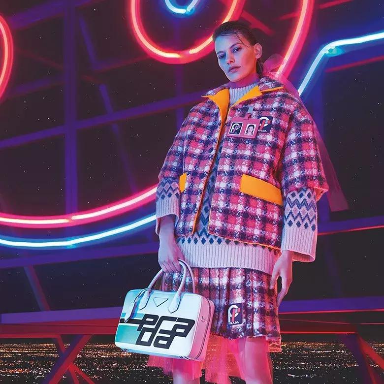 女人花钱买包的心理,女人买包有哪些讲究