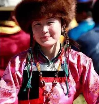 56个民族56个美女哪个最好看,56个民族56个美女56首歌