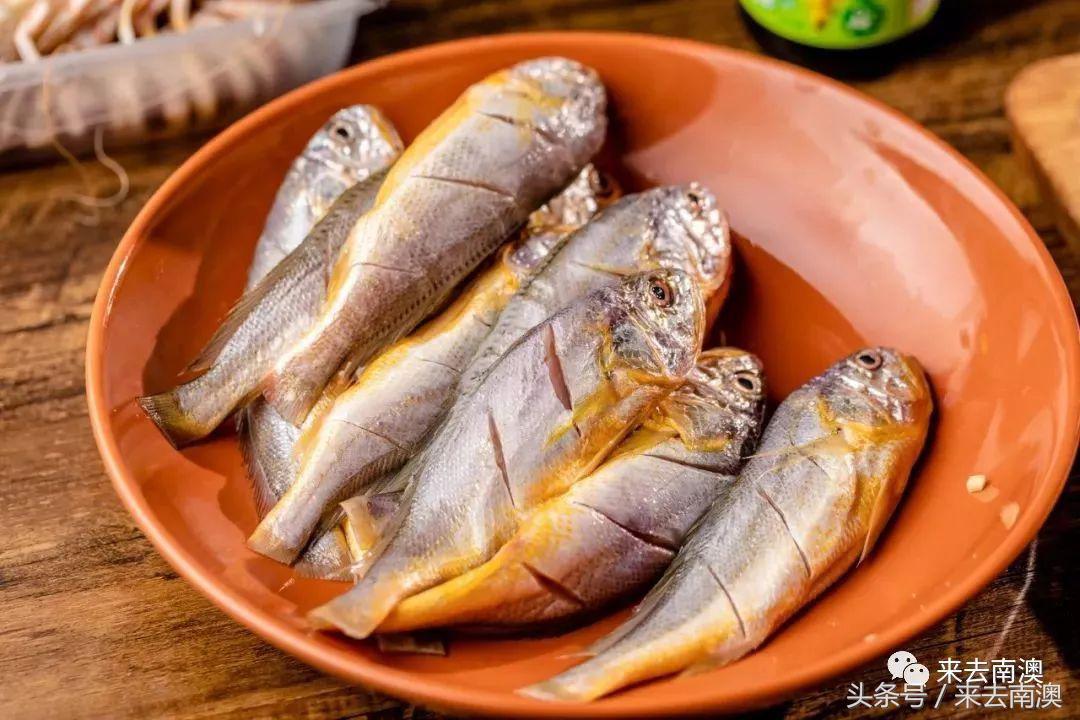 南澳岛寄来一个海鲜大箱,然后朋友圈的人纷纷把她屏蔽了