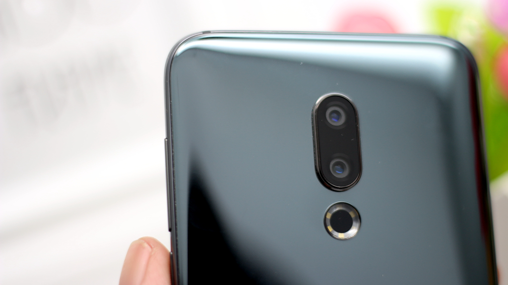 魅族16th刚出的时候有多惊艳,魅族16th现在还值得入手吗