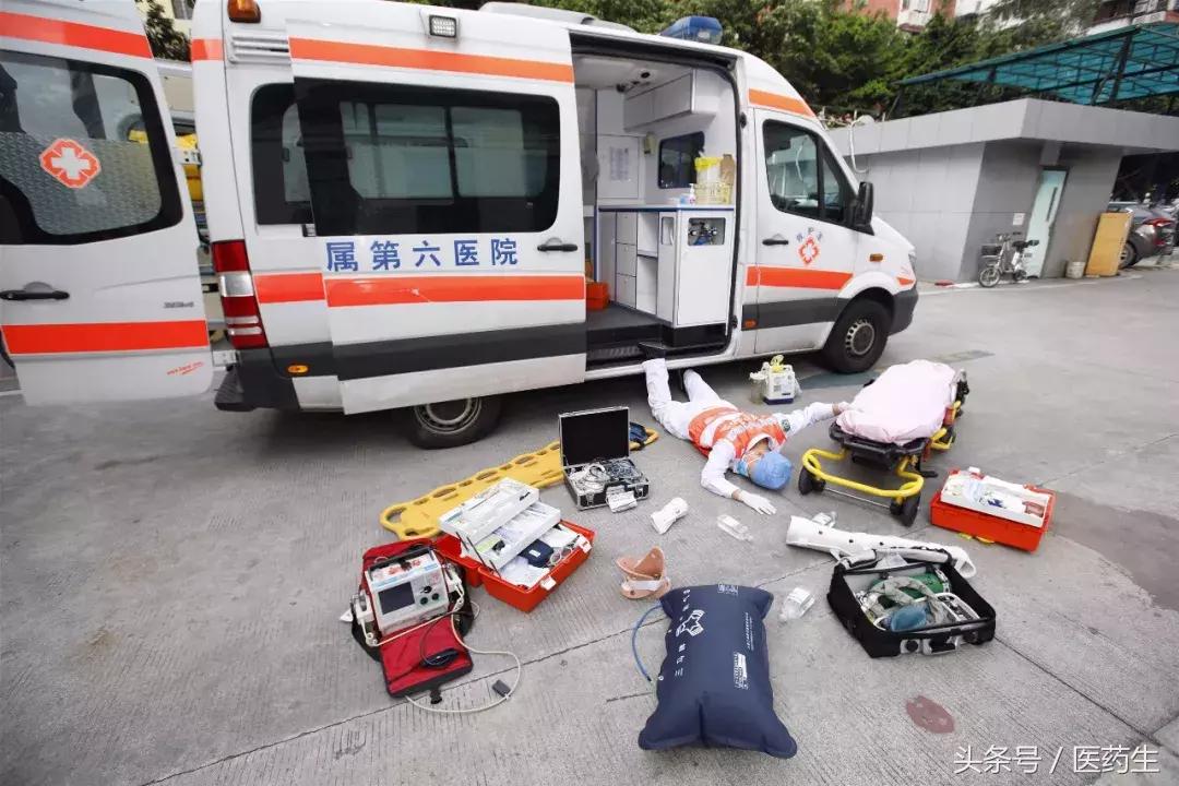 医护炫富照曝光，太赤裸裸了！