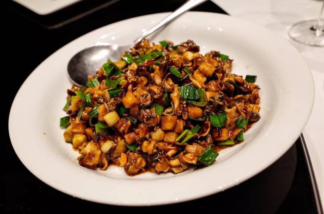 每个吃货心里都有一片海！没有256G的胃还敢到东海吃海鲜？