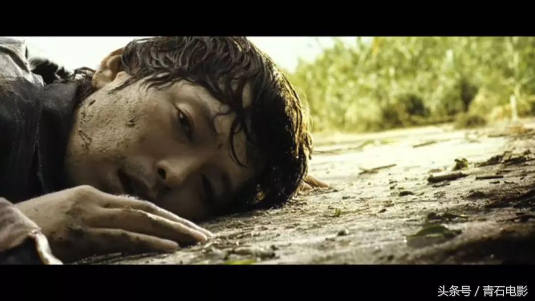 躲在孤岛做炸酱面被神秘女盯上！现代版鲁滨逊，全片又丧又暖！