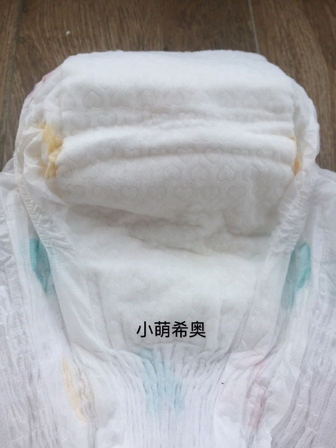 柔丫纸尿裤和小萌希奥纸尿裤对比,花王纸尿裤系列对比