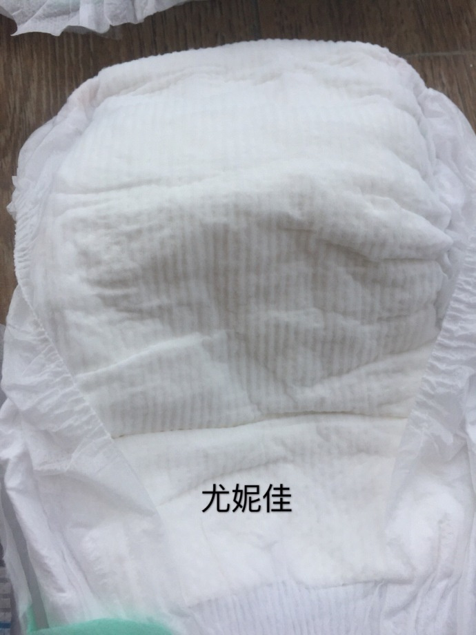 柔丫纸尿裤和小萌希奥纸尿裤对比,花王纸尿裤系列对比