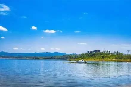 天府新区兴隆湖周边在售房,天府新区兴隆湖旁单价19000