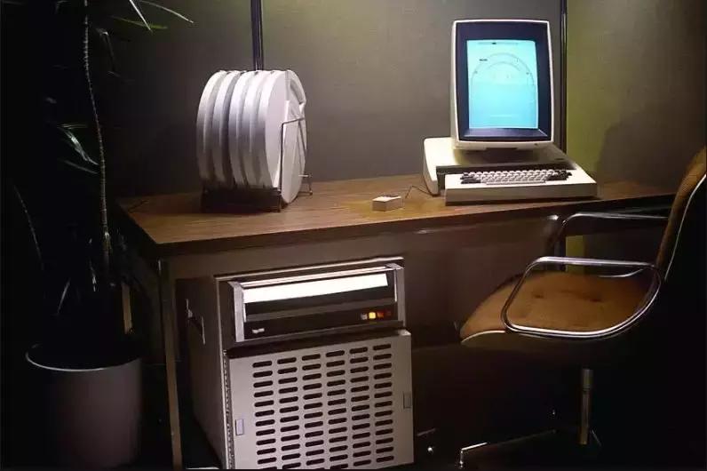 乔布斯创业时遇到的困境,乔布斯创业遇到的逆境